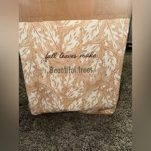 Thirty-One Tan Leaf Print Storage Tote